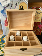 Load image into Gallery viewer, Wooden Aromatherapy Boxes
