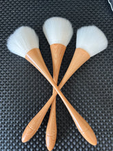 Load image into Gallery viewer, Make Up Brush
